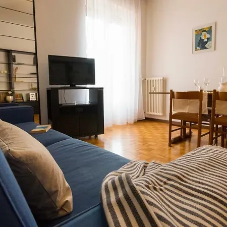 Joivy Welcoming 1br Next To Olmo Como